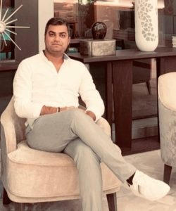 آرمان افتخاری